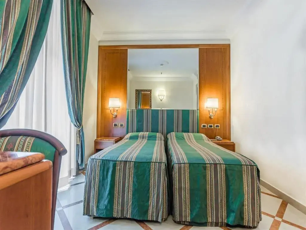 Economy (Window Is Subject to Availability) Double room (full double bed)