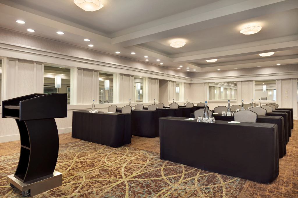Holiday Inn Washington-Dulles International Airport by IHG - Général