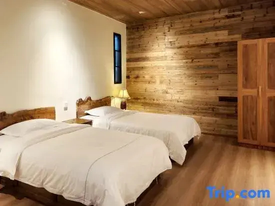 2 Bedrooms Family Suite