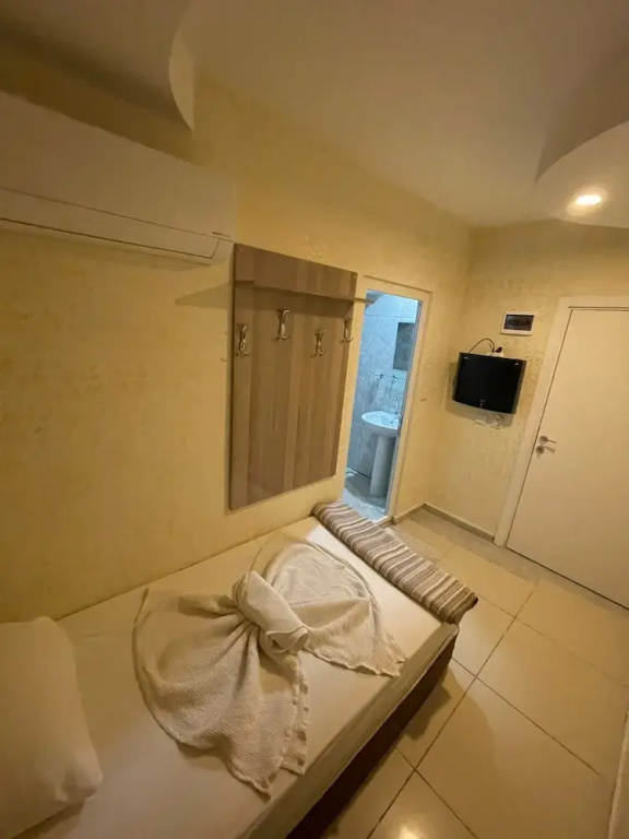 Classic Double room (full double bed)