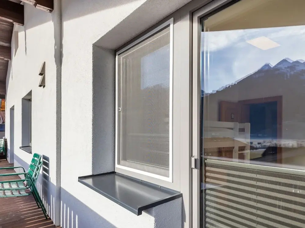 Balcony & Terrace