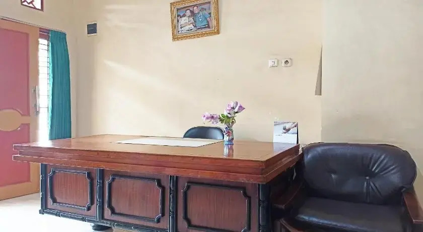 OYO 3761 Djayatama Guest House - фото 11