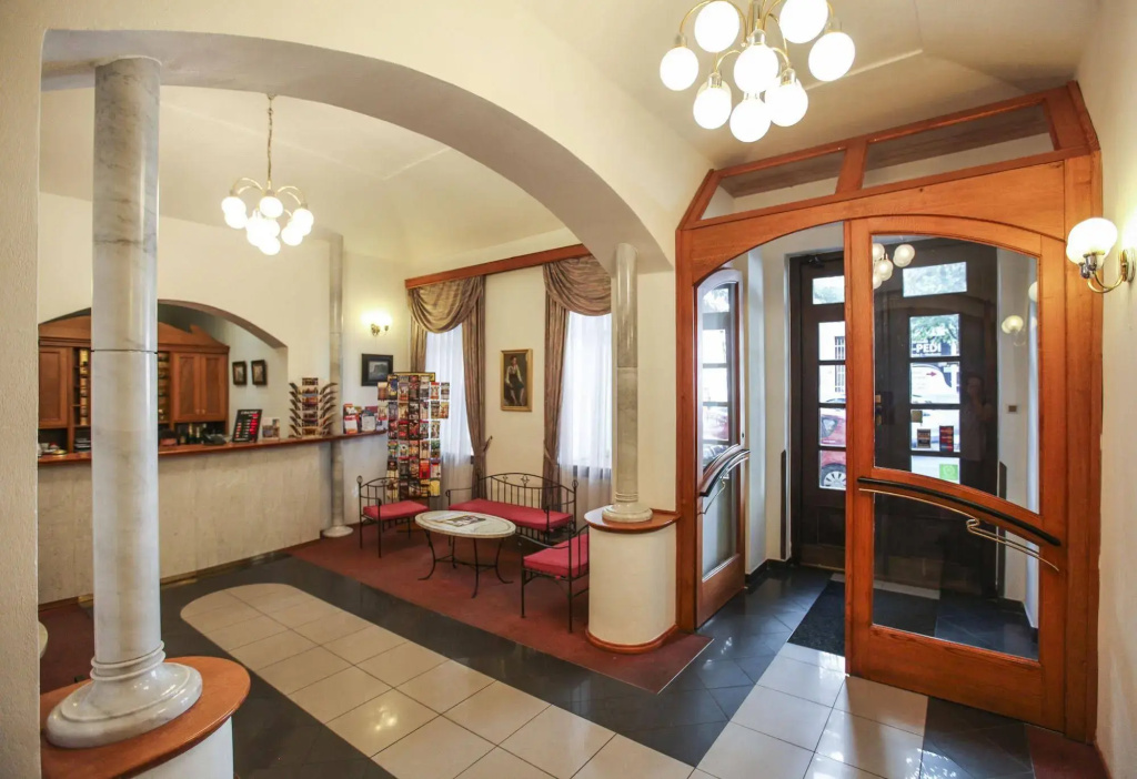 Hotel photo 2