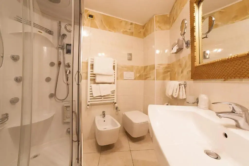 Hotel Diplomat Palace - Chambres