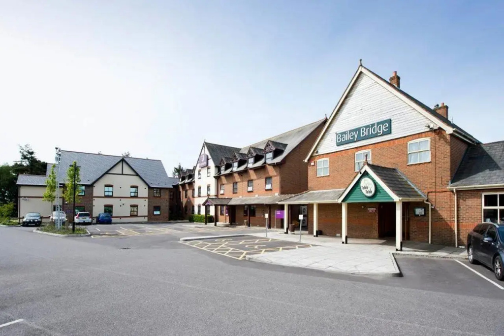 Premier Inn Christchurch West - Général