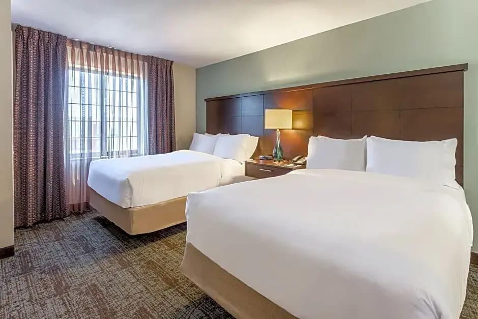 Staybridge Suites Davenport by IHG - Chambres