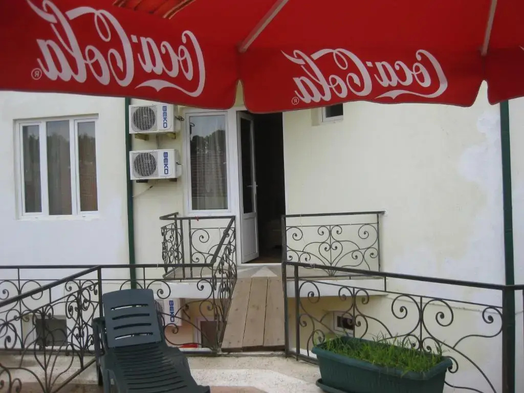 Standard Double room with balcony (full double bed)