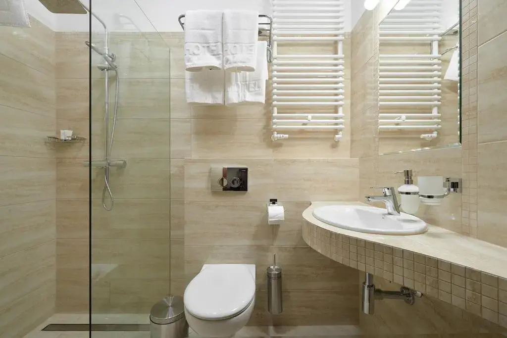 Hotel Poledno - Chambres