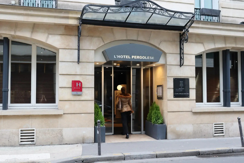 Hôtel Pergolèse Paris Champs Elysées — фото