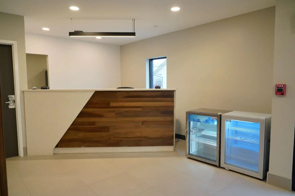 Economy room
