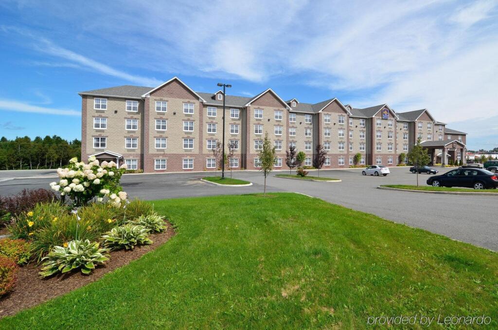 Best Western Plus Fredericton Hotel & Suites image