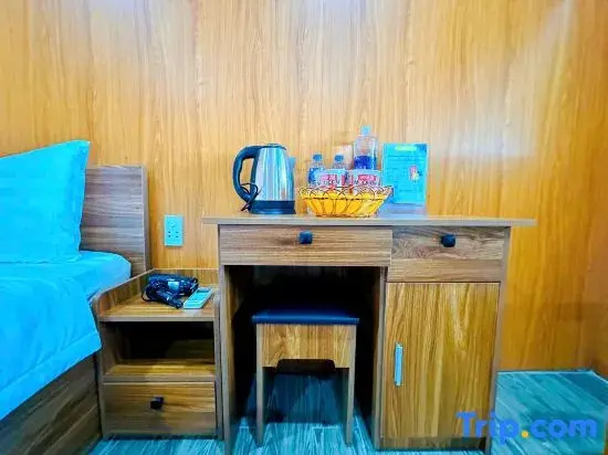 Khu Camping & Homestay Ven Bien