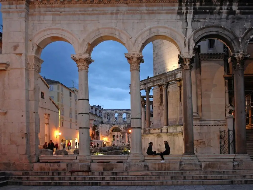 Apartment in Trogir Near the Beach