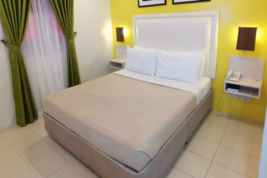 Deluxe Single room