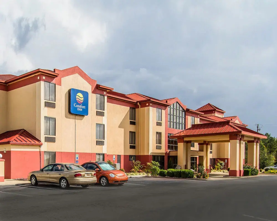 Comfort Inn And Suites Lincoln Al