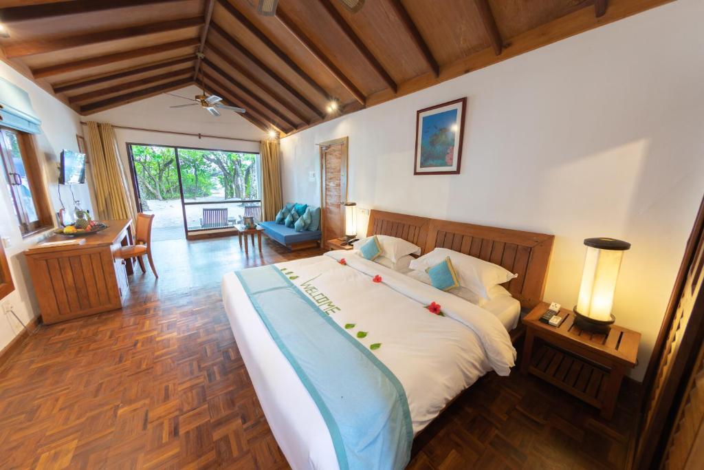 Reethi Beach Resort