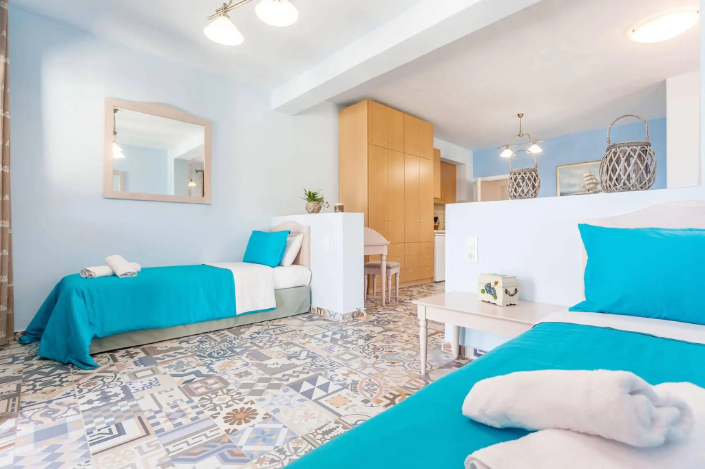 Stafylos Suites Boutique Hotel — 2