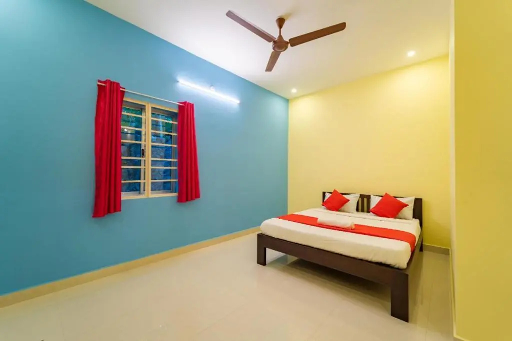 Aashikha Farm House