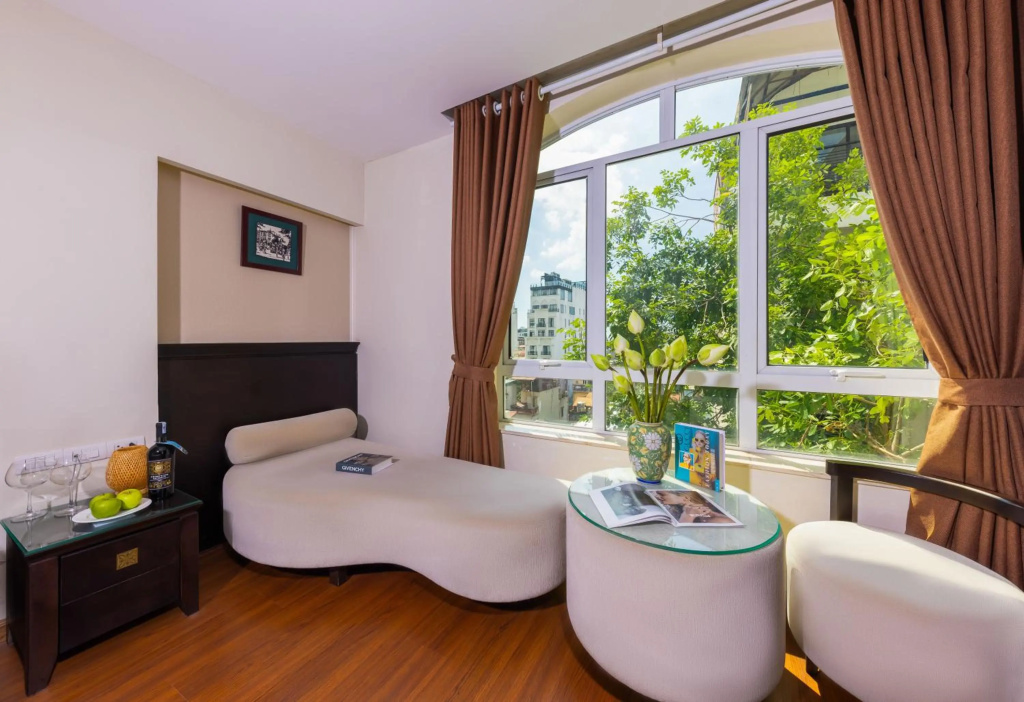Centre Point Hanoi Hotel — 4