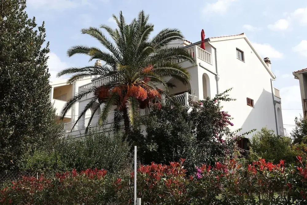 Natali - 5 M From the Beach - A6