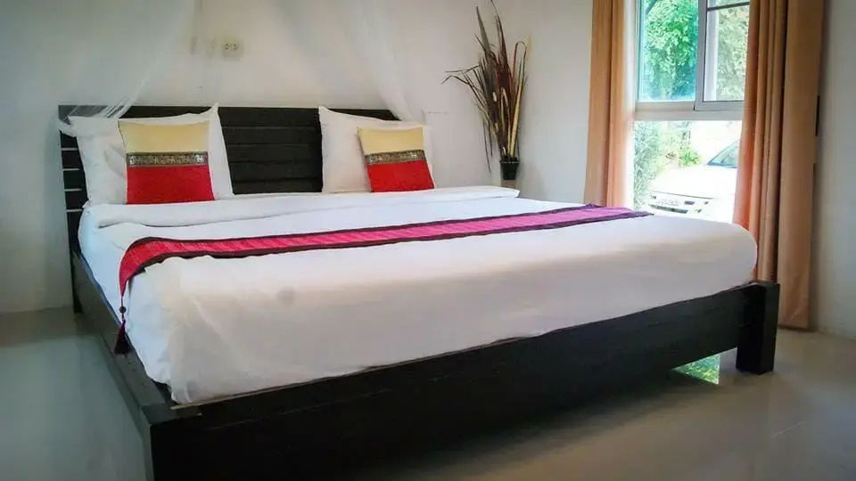 Standard Double room (full double bed)