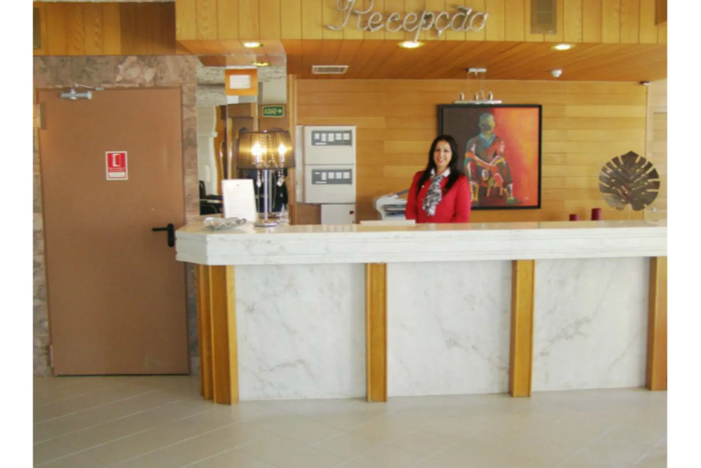 Lobby & Reception