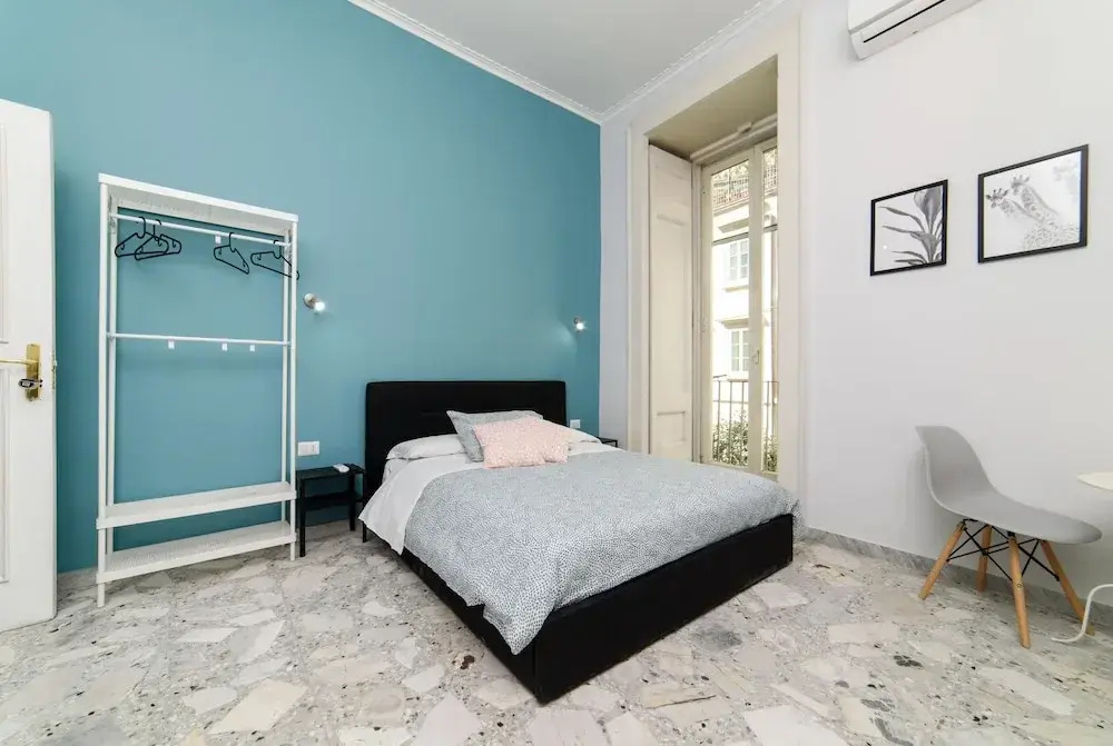 Comfort room