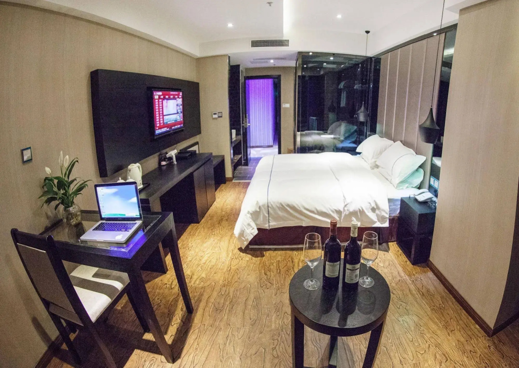 Hotel photo 12