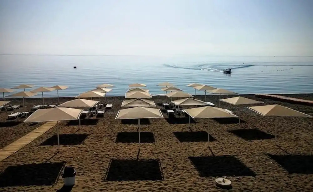 Номер Standard с красивым видом из окна в Uğur Beach Hotel