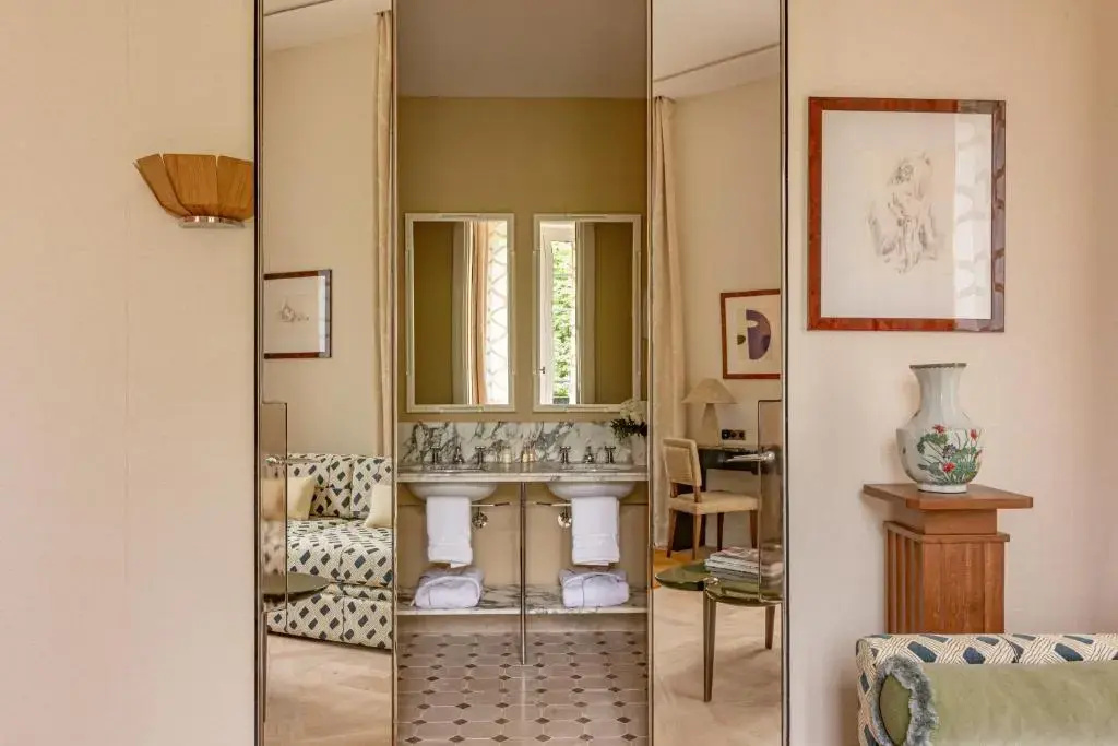 Saint James Paris - Relais & Chateaux 67
