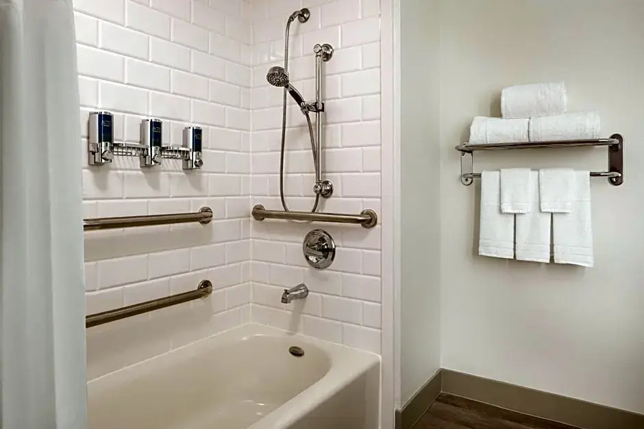 Four Points by Sheraton Hotel & Suites San Francisco Airport - Chambres