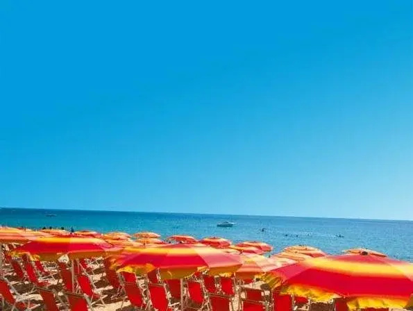 Beach & Waterfront