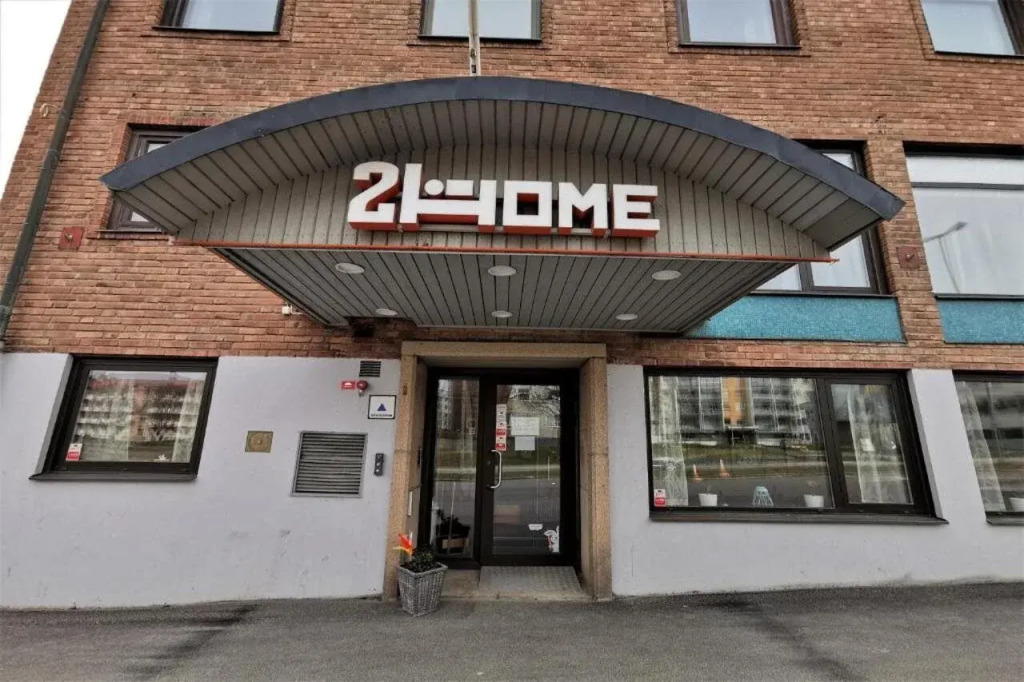 2Home Hotel Gävle — фото