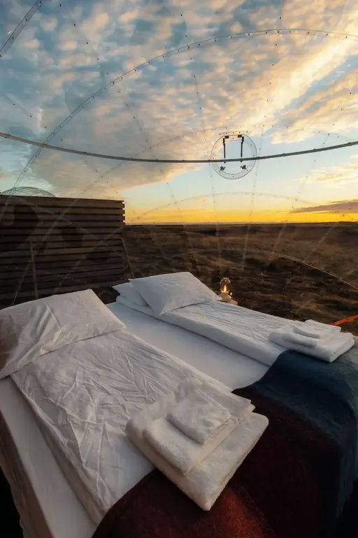 Aurora Igloo Dome room