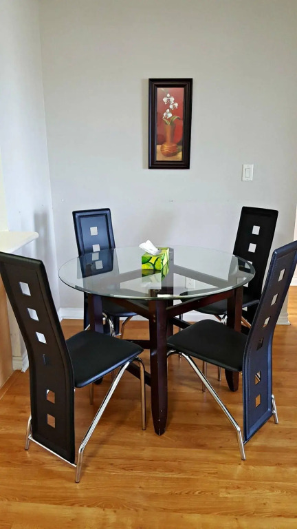 Pelicanstay in Burnaby - фото 8