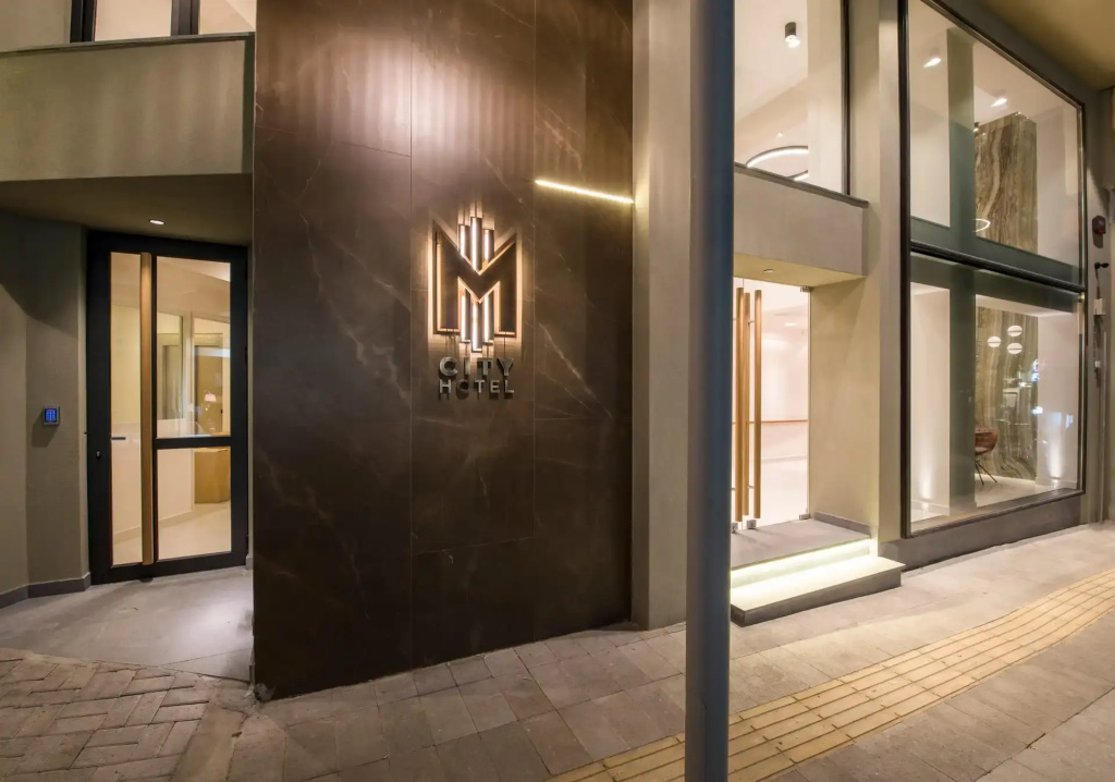 M City Hotel