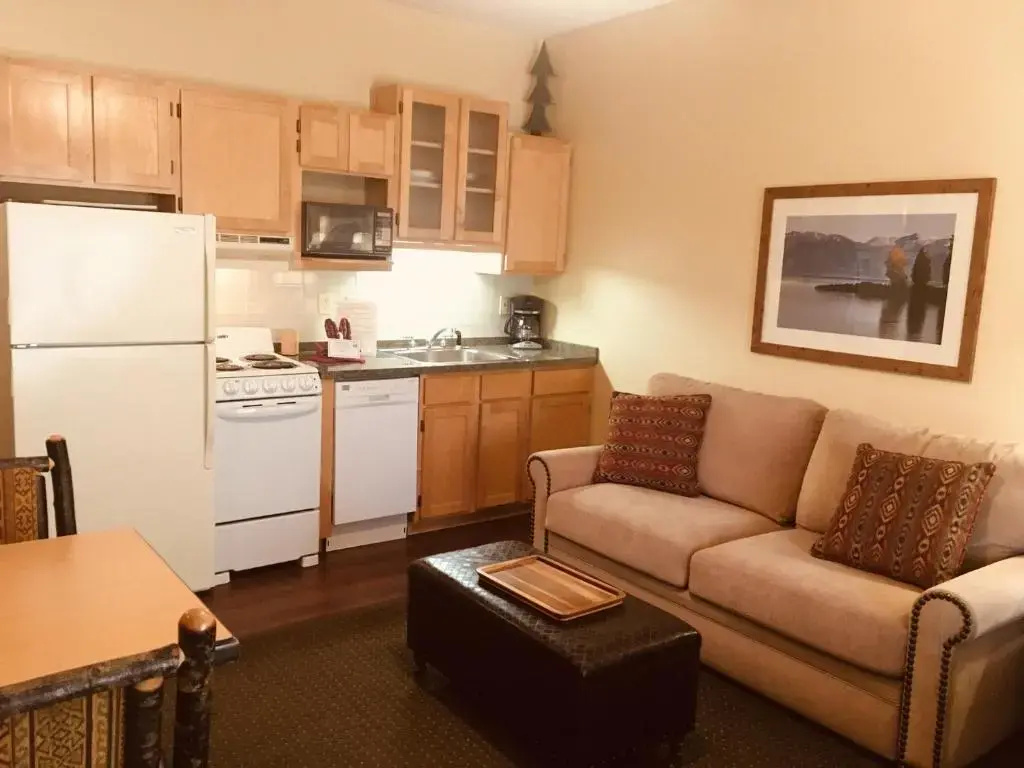 Double Studio (full double bed)