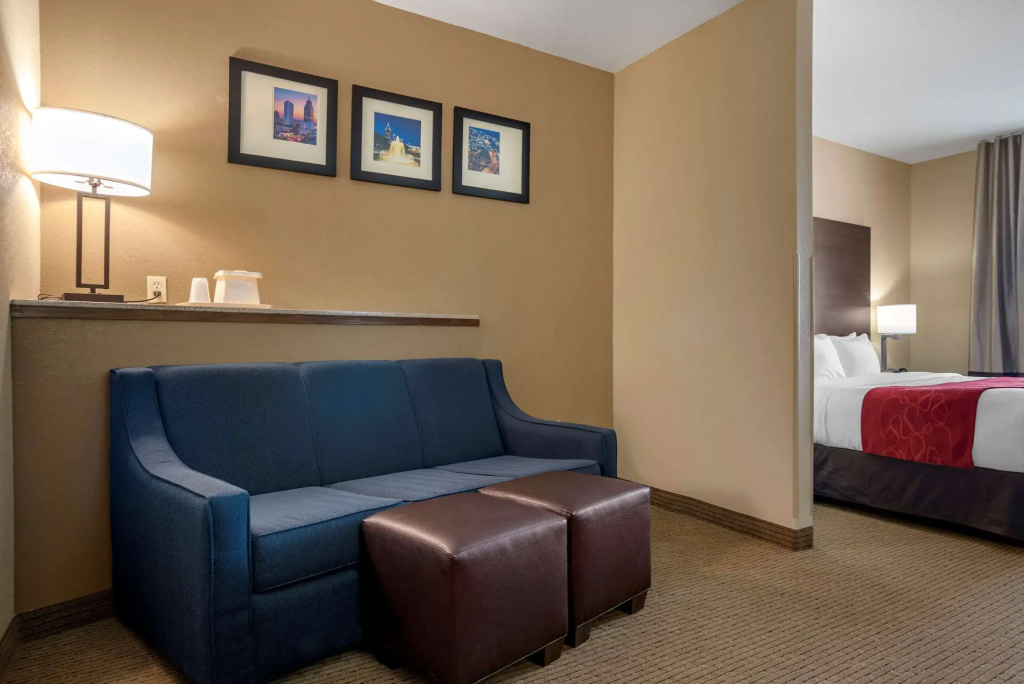 Double Suite (full double bed)