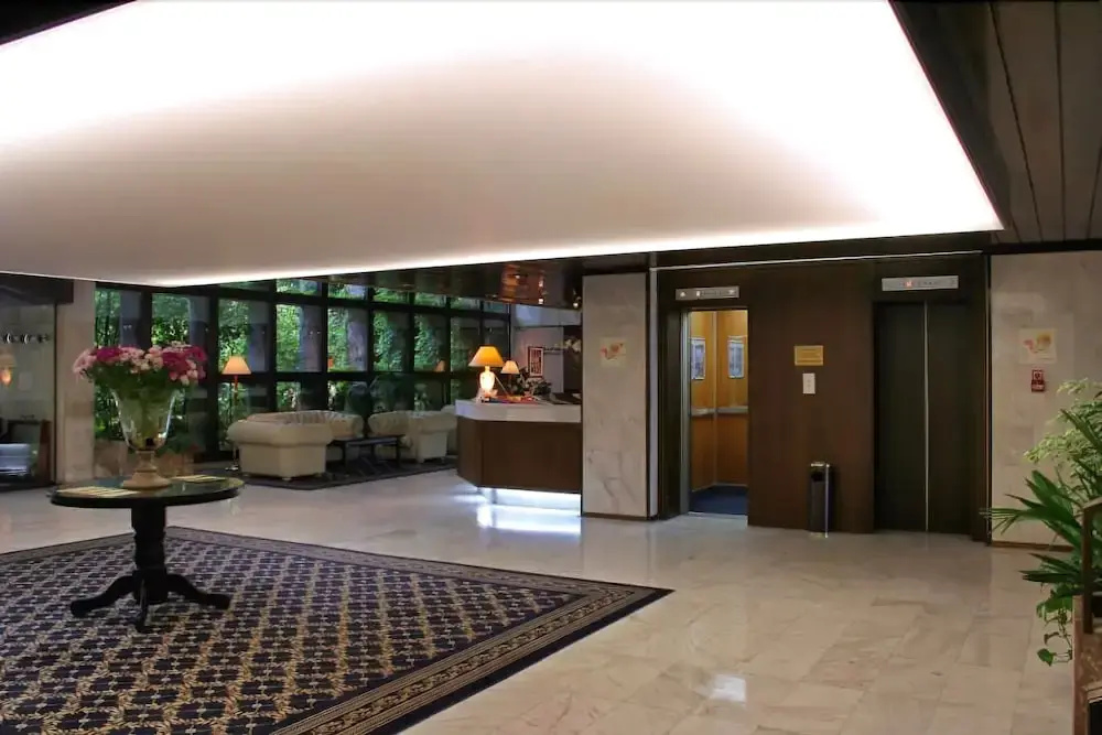 Imperial Hotel, Riviera Holiday Club - Général