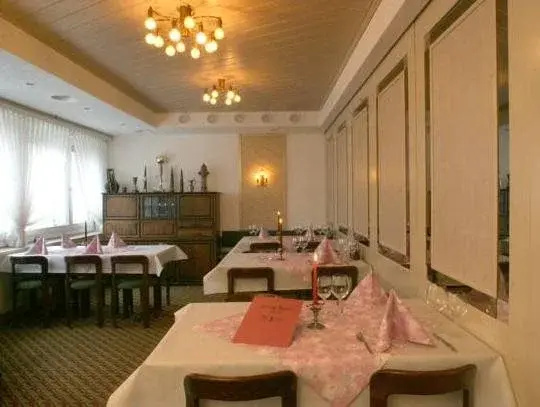 Food & Beverage