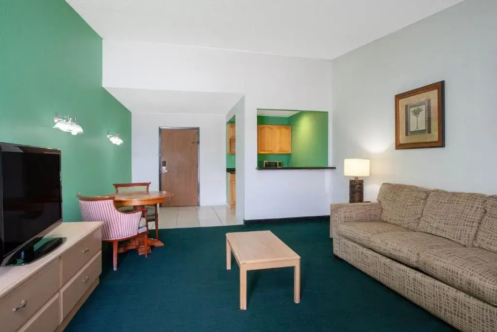 1 Bedroom Quadruple Suite