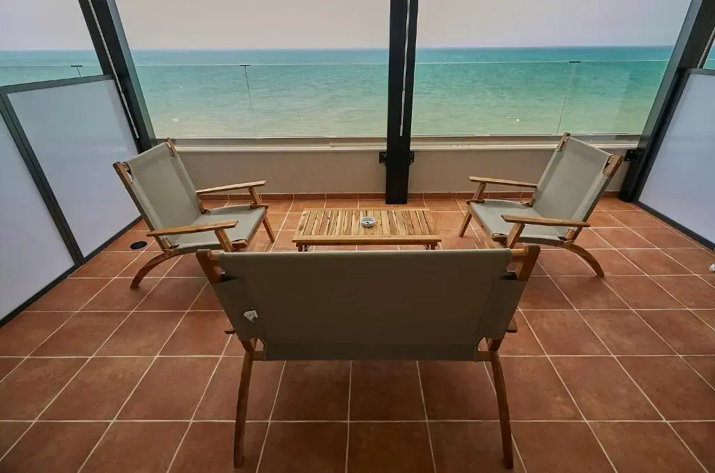 Penthouse Suite with sea view