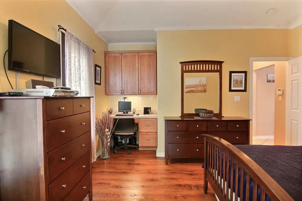 Coconut Charlie's by Silver Sands Vacation Rentals