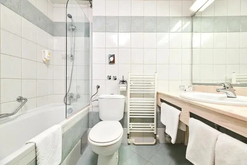Economy Double room with balcony (full double bed)