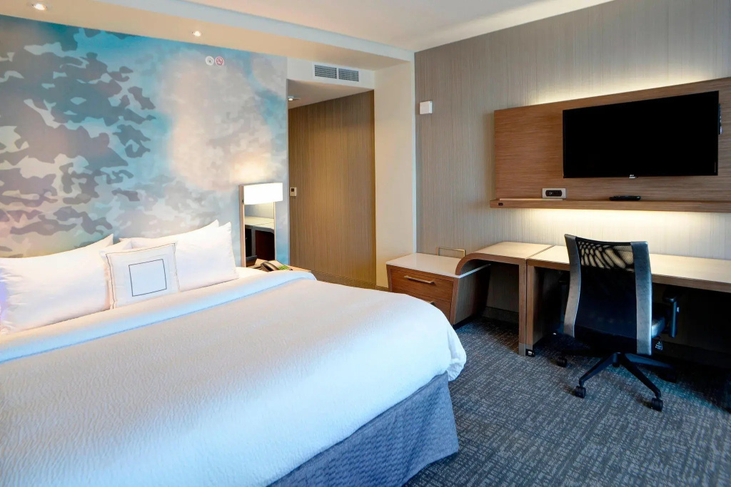 Courtyard Muncie at Horizon Convention Center - Chambres