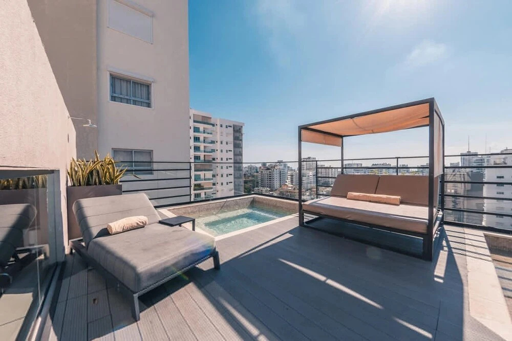 Breakfast Included at Regatta Living 505