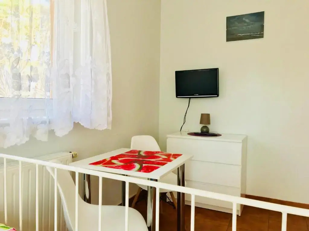 Standard Double room with balcony (full double bed)