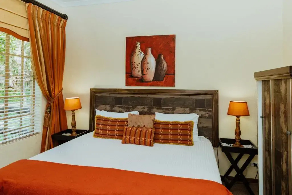 Standard Double room with garden view (full double bed)