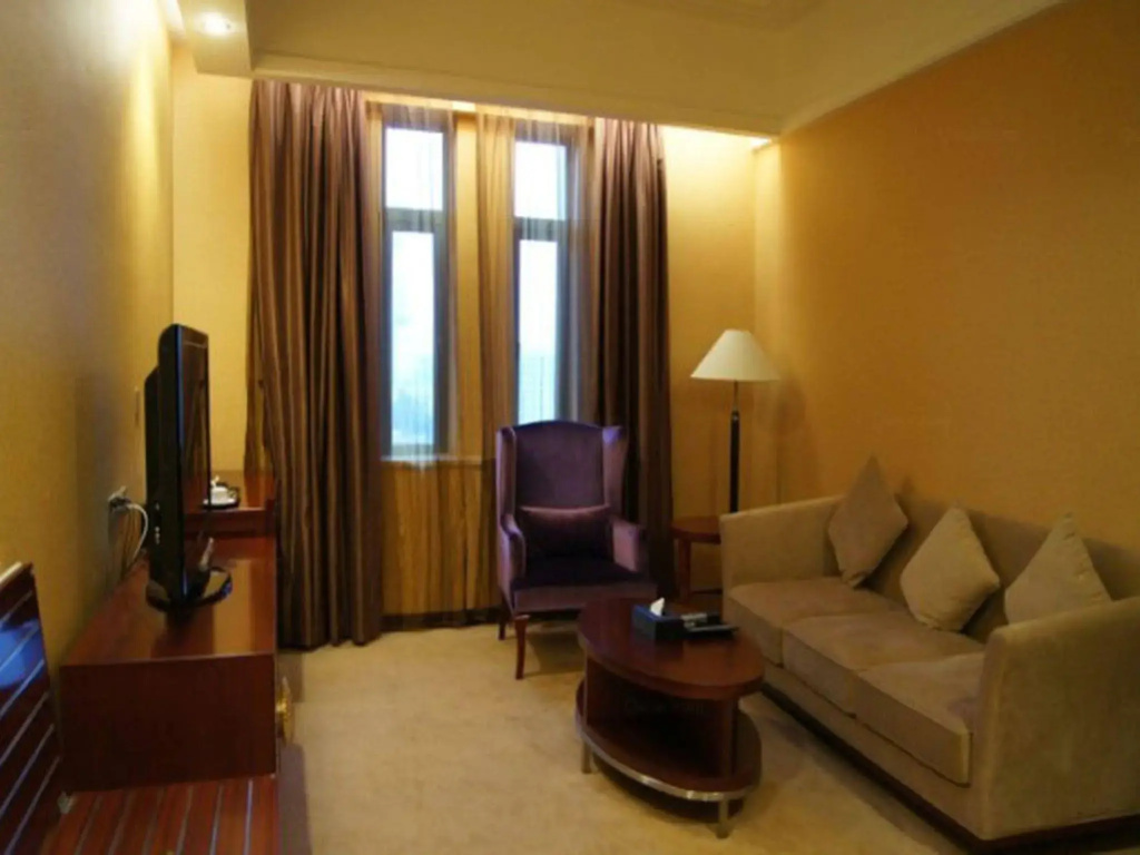 Lobby & Reception