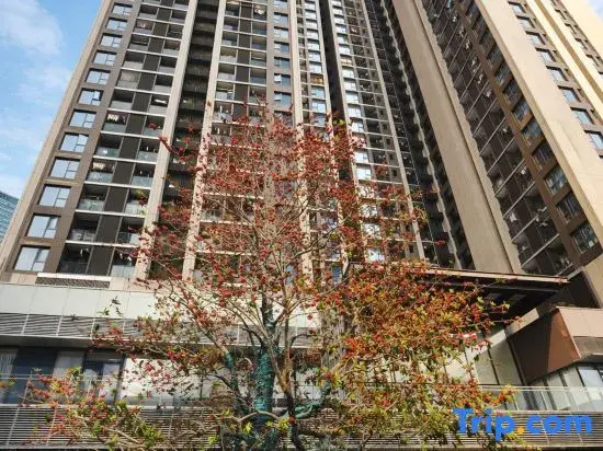 Huidelong 180° Skyview International Light Residence